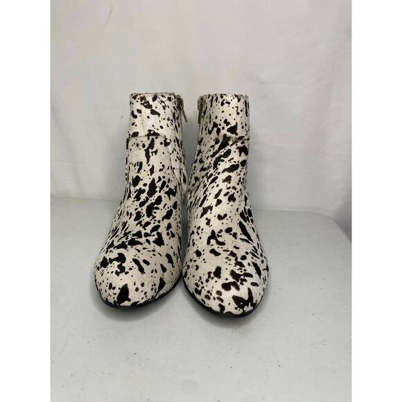 Womens Very Volatile Bootie Zip Boots Leather Choc Chip Cow Print Size 7 - Picture 2 of 15